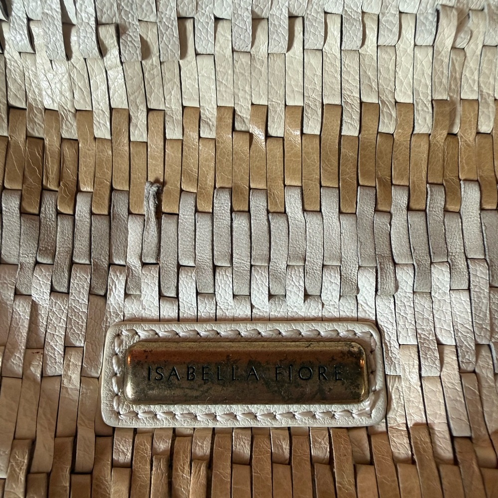Isabella Fiore White Woven Leather Crescent Bag - Picture 9 of 10